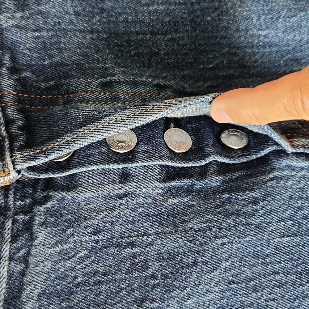 Levis button up - image 1